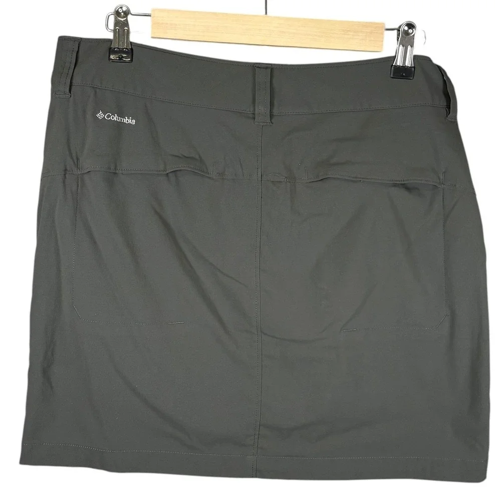 Columbia Omni-Shield Womens Skort‎ Size 10 Gray Hiking Outdoor Active Skirt